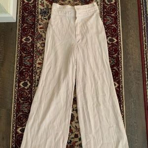 Ultra high-waisted pants